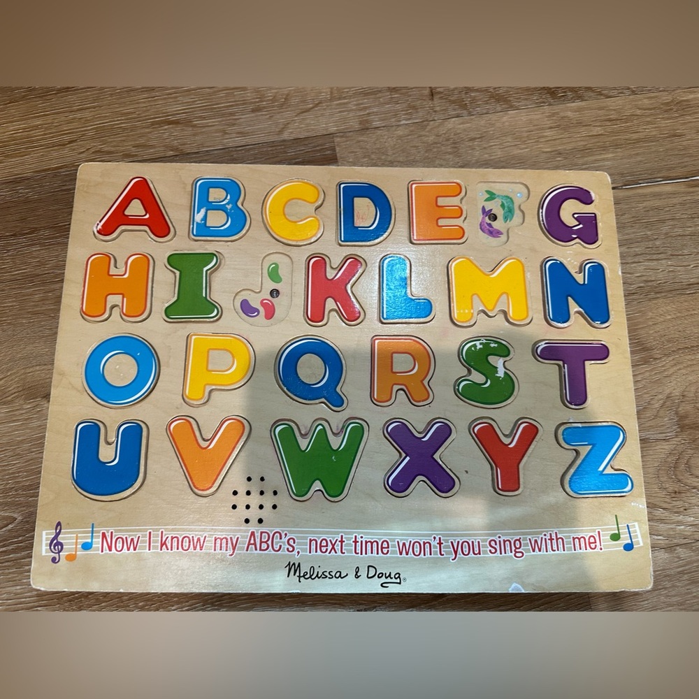Melissa and Doug letter puzzle (2 missing)